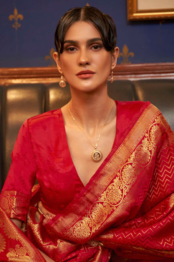 Extraordinary Red Soft Banarasi Silk Saree With Lovely Blouse Piece