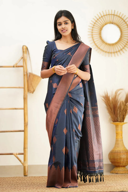NAVY BLUE PURE SOFT SILK SAREE WITH CONFOUNDING BLOUSE PIECE