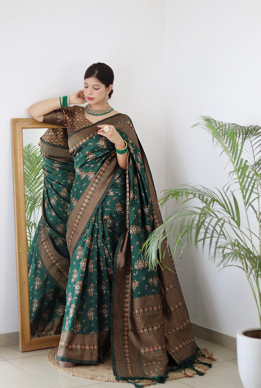 GREEN PURE SOFT SILK SAREE WITH TWIRLING BLOUSE PIECE