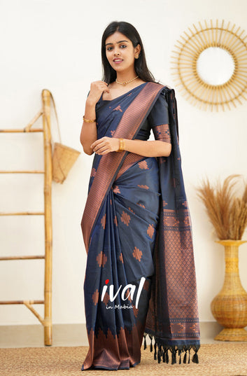 NAVY BLUE PURE SOFT SILK SAREE WITH CONFOUNDING BLOUSE PIECE
