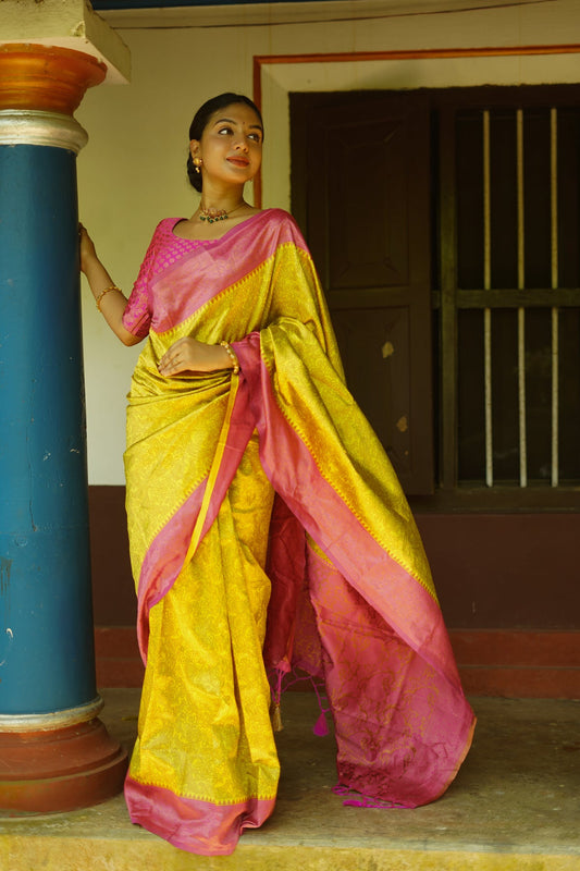 LIME PURE SOFT SILK SAREE WITH TWIRLING BLOUSE PIECE