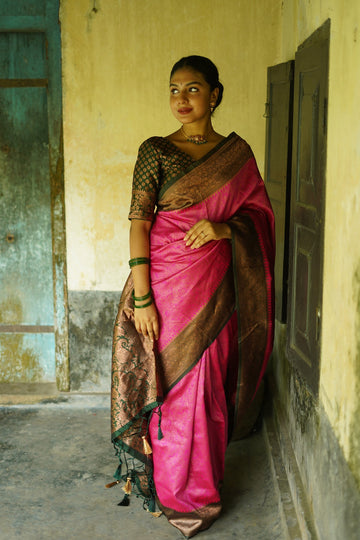 PINK PURE SOFT SILK SAREE WITH TWIRLING BLOUSE PIECE