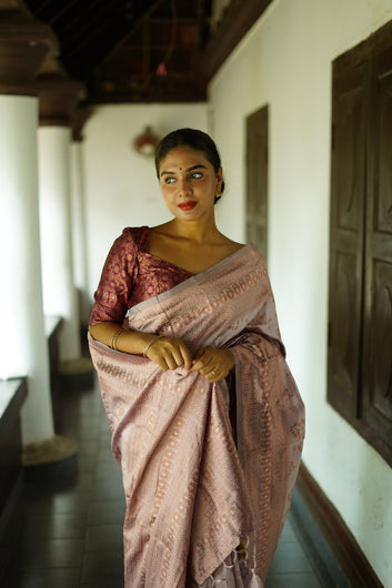 LAVENDER PURE SOFT SILK SAREE WITH TWIRLING BLOUSE PIECE