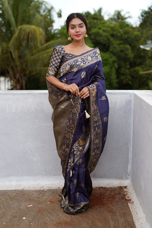 BLUE PURE SOFT SILK SAREE WITH TWIRLING BLOUSE PIECE