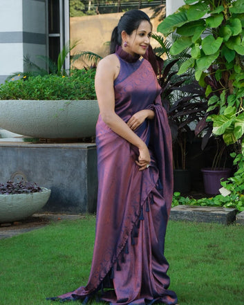 SYMMETRICAL BLUE PURE SOFT SILK SAREE WITH ENGROSSING BLOUSE PIECE