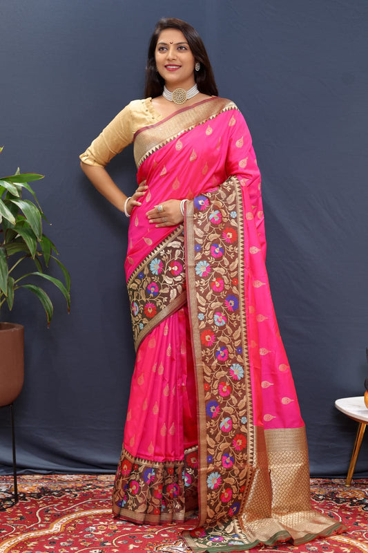 Splendiferous Dark Pink Paithani Silk Saree With Mellifluous Blouse Piece