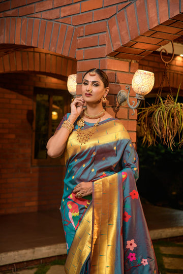 Radiant Grey Paithani Silk Saree With Stunner Blouse Piece
