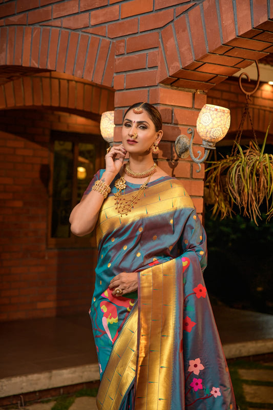Radiant Grey Paithani Silk Saree With Stunner Blouse Piece