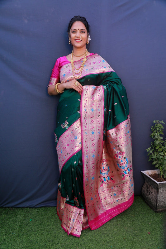 Deserving Dark Green Paithani Silk Saree With Classy Blouse Piece