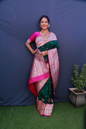 Deserving Dark Green Paithani Silk Saree With Classy Blouse Piece