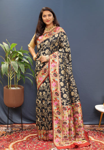Evocative Black Paithani Silk Saree With Charismatic Blouse Piece