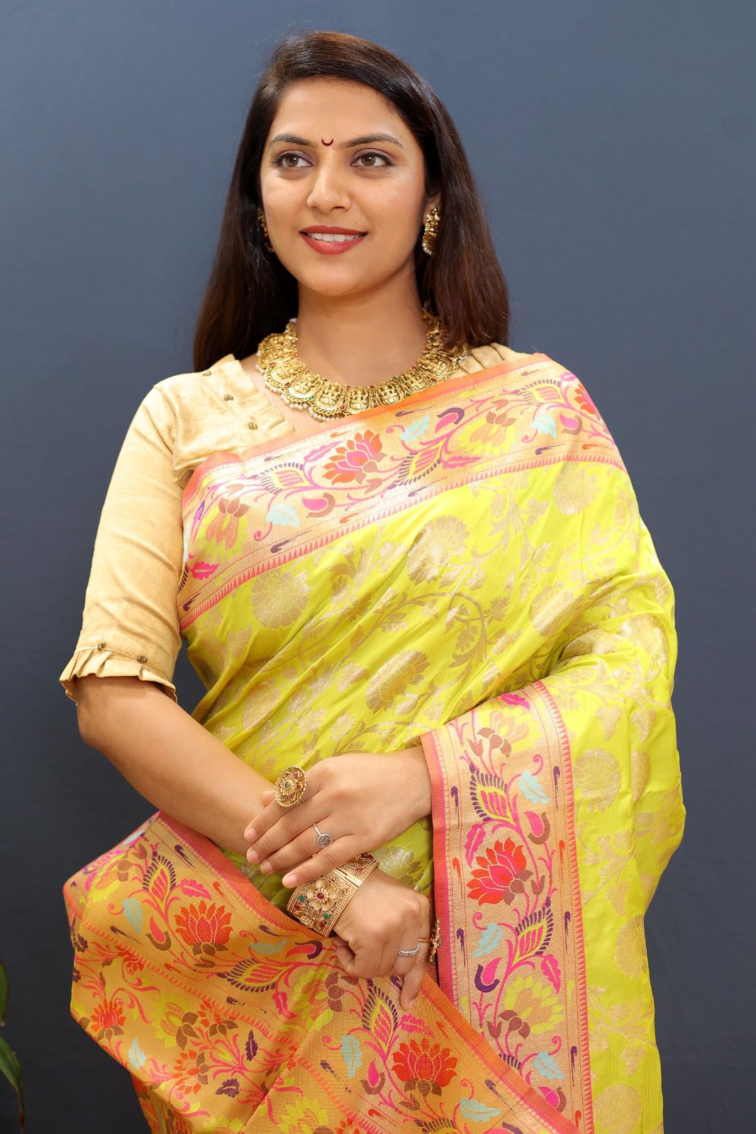 Twirling Yellow Paithani Silk Saree With Magnetic Blouse Piece