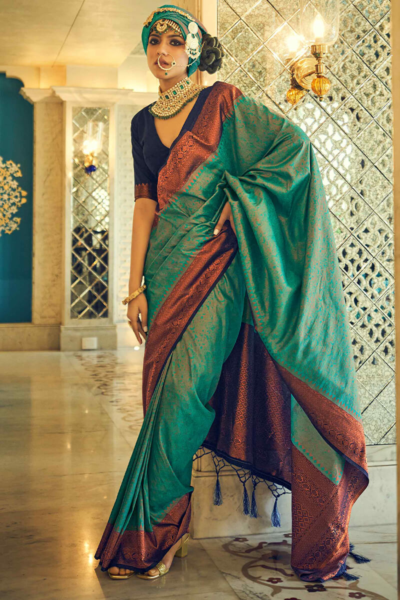Panoply Rama Kanjivaram Silk Saree With Devastating Blouse Piece