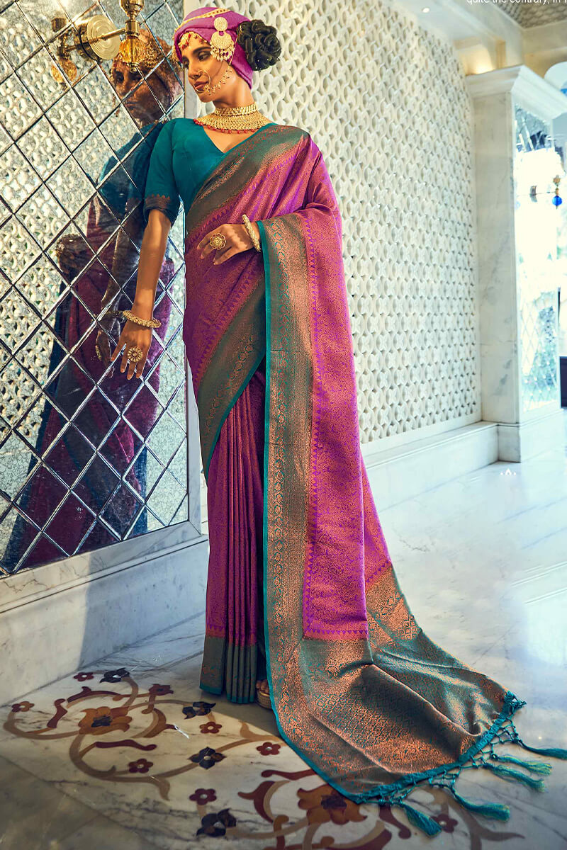 Tempting Purple Kanjivaram Silk Saree With Unequalled Blouse Piece