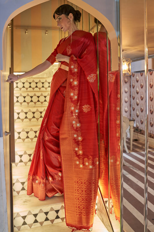 Pretty Red Soft Banarasi Silk Saree With Alluring Blouse Piece