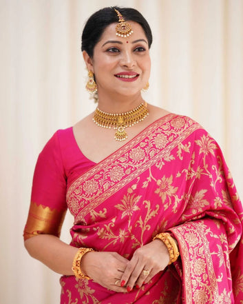 PINK PURE SOFT SILK SAREE WITH TWIRLING BLOUSE PIECE