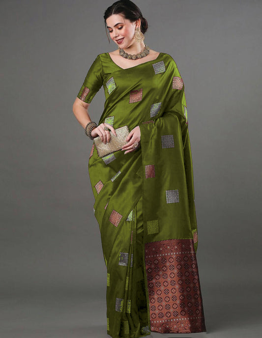 Amazing Green Soft Silk Saree With Impressive Blouse Piece
