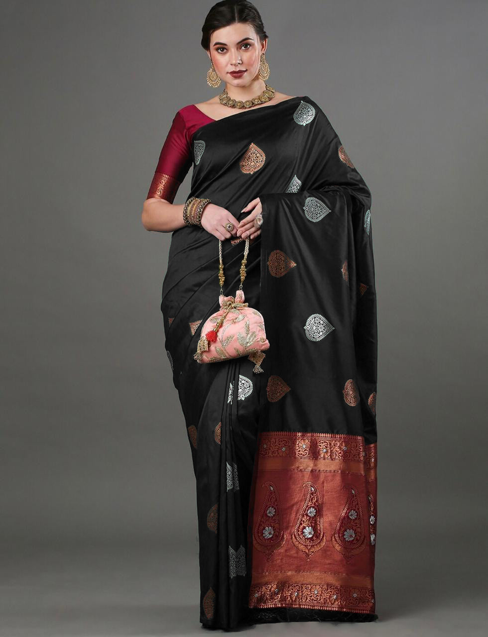 Forbearance Black Soft Silk Saree With Redolent Blouse Piece