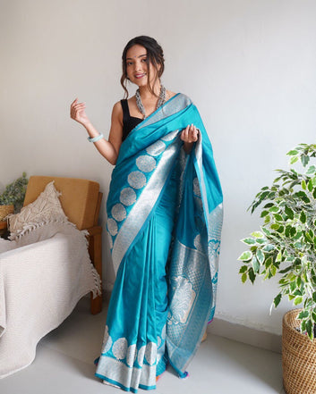 Classy Firozi Soft Silk Saree With Glowing Blouse Piece
