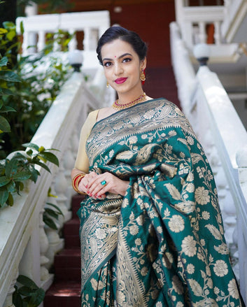 Enticing Rama Soft Silk Saree With Elision Blouse Piece