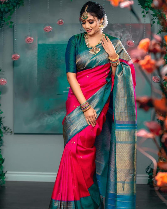 Classy Dark Pink Soft Silk Saree With Deserving Blouse Piece