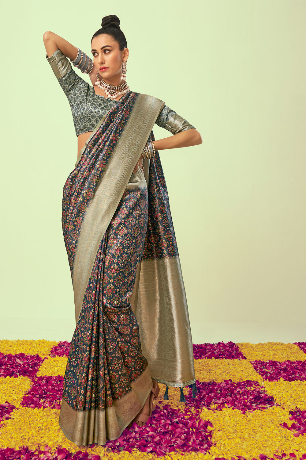 Phenomenal Grey Soft Silk Saree With Beautiful Blouse Piece