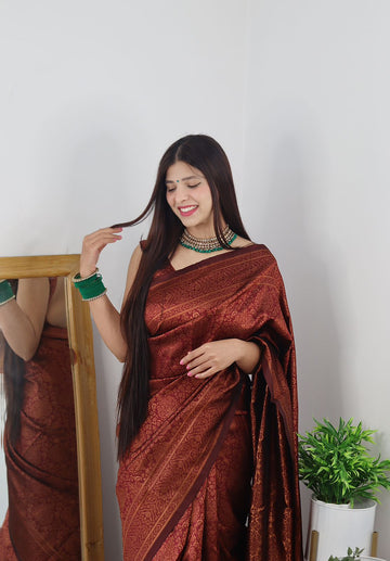 Ravishing Maroon Soft Silk Saree With Girlish Blouse Piece