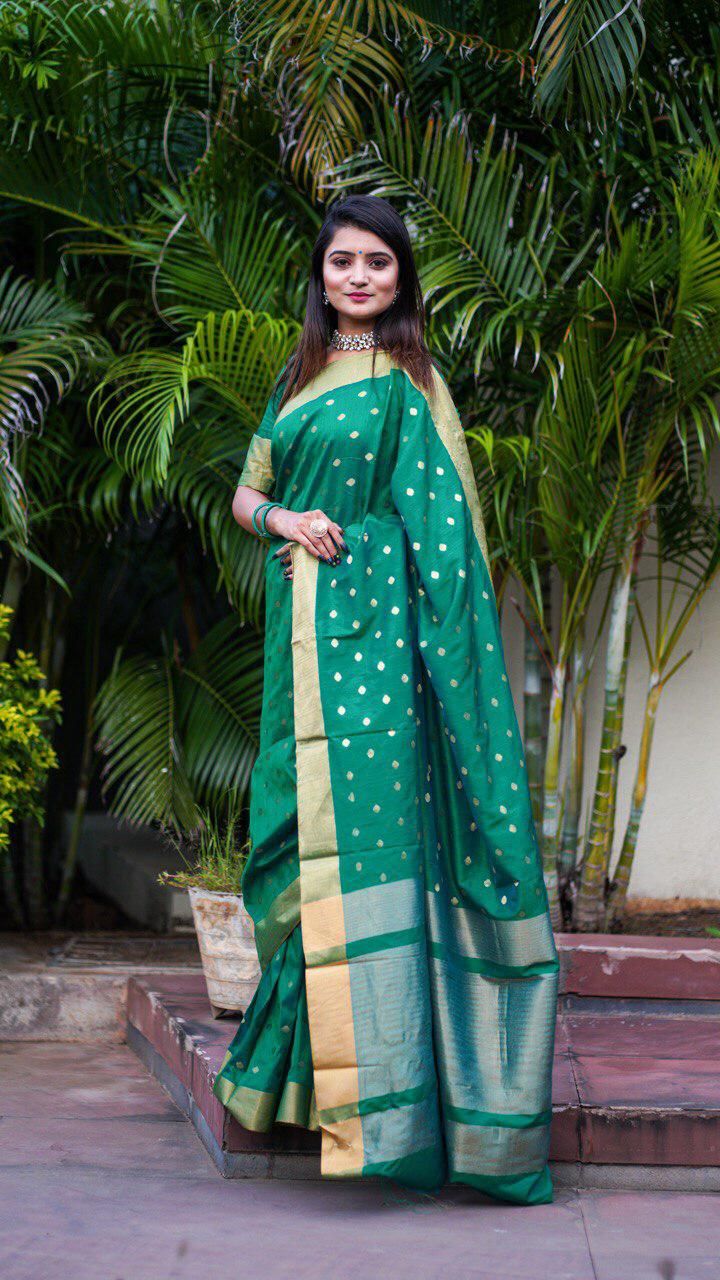 Imbrication Rama Soft Silk Saree With Exquisite Blouse Piece