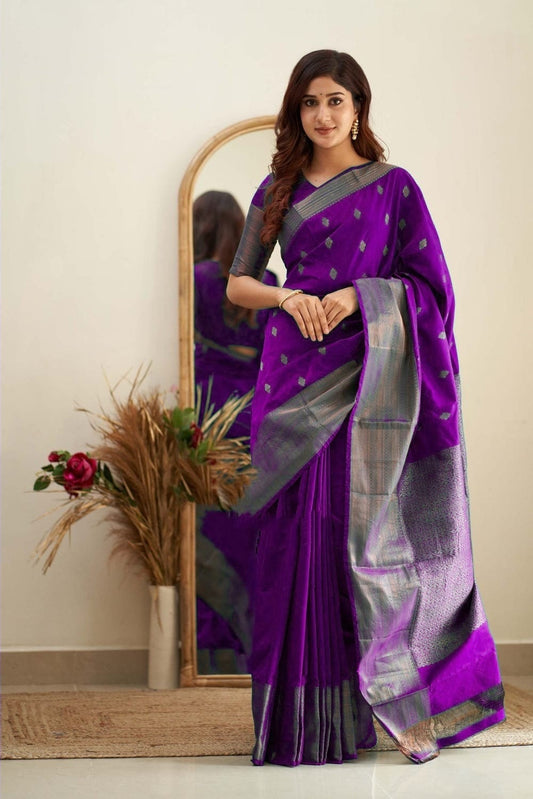 Sumptuous Purple Soft Silk Saree With Surreptitious Blouse Piece