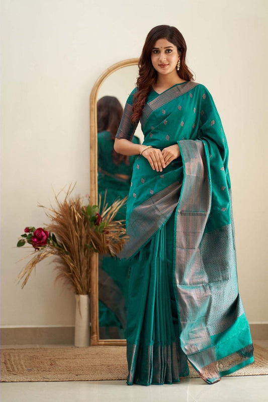 Sumptuous Rama Soft Silk Saree With Surreptitious Blouse Piece