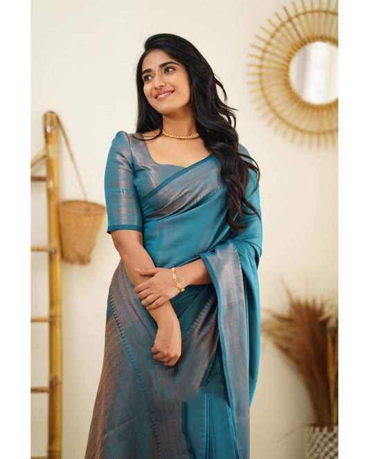 Brood Firozi Soft Silk Saree With Moiety Blouse Piece